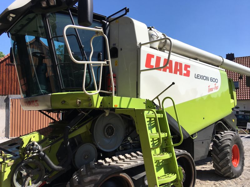 Claas-LEXION-600-TT_01.jpg